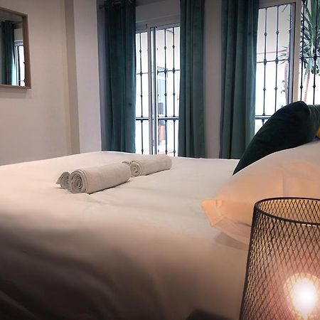 Myway By Sevillaluxurysuites Экстерьер фото